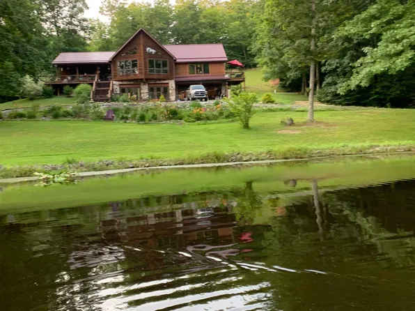 1654 Back Rd, Valley Bend, WV 26293