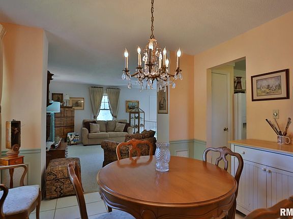 5th image of 3816 N Evergreen Ct