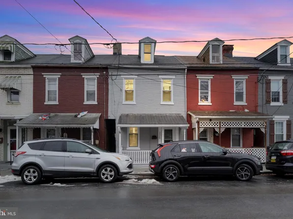 226 S 2nd St, Columbia, PA 17512