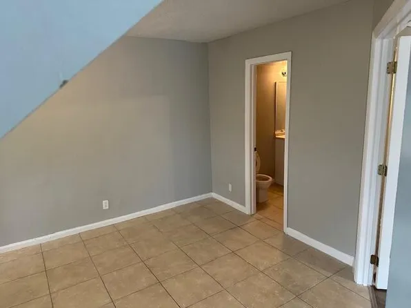 2002 Vision Drive, Palm Beach Gardens, FL 33418