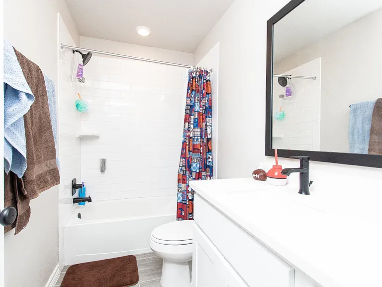 1756 Meadow Crest Dr — Photo 13
