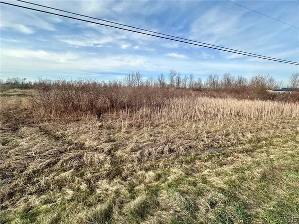 9599 Middle Rd #1, Dexter, NY 13634