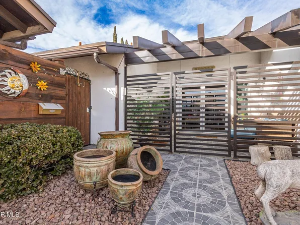 10617 Park View Cir, El Paso, TX 79935