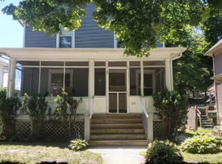 226 W Locust St #5, Dekalb, IL 60115