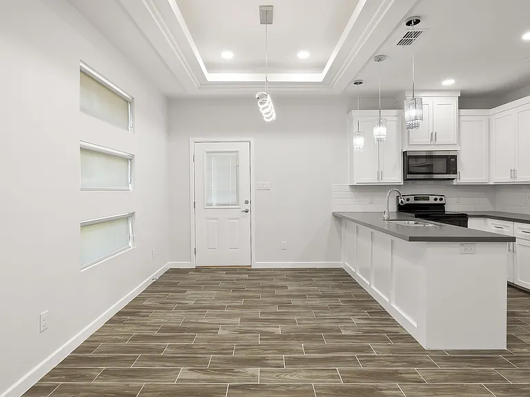 1907 W Violet Dr #2 — Photo 22