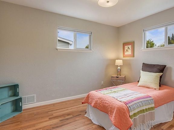 Second bedroom