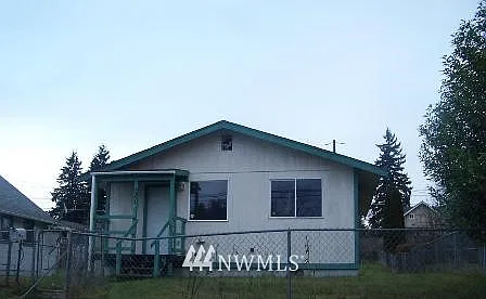 4333 E E Street photo 1