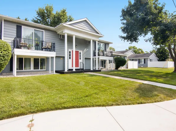 841 Fern St, Traverse City, MI 49686