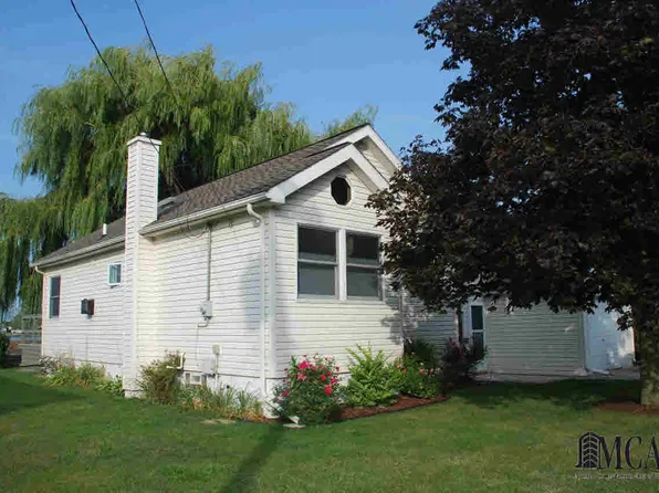 5549 Frey Blvd, Newport, MI 48166