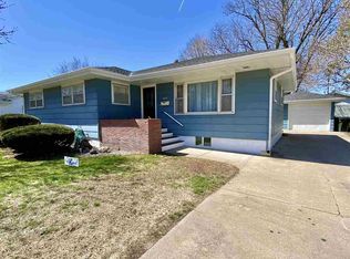 3212 E Ave, Kearney, NE 68847