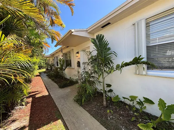 2980 SW 25th St #1, Miami, FL 33133