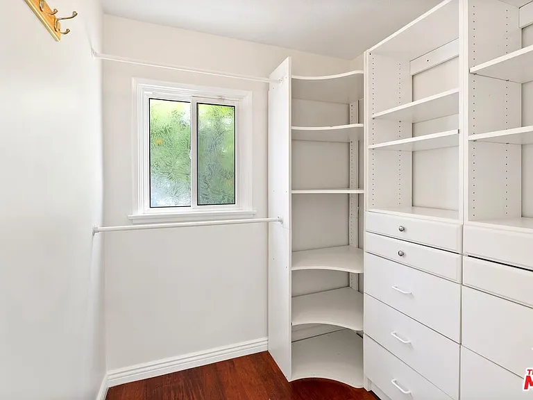 1101 Harvard St — Photo 15