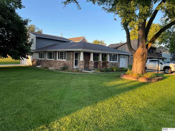 201 Victor Ave, Yutan, NE 68073
