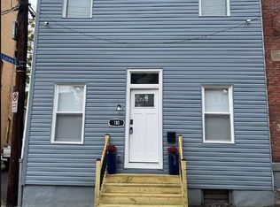110 Hemlock St, Allegheny, PA 15212