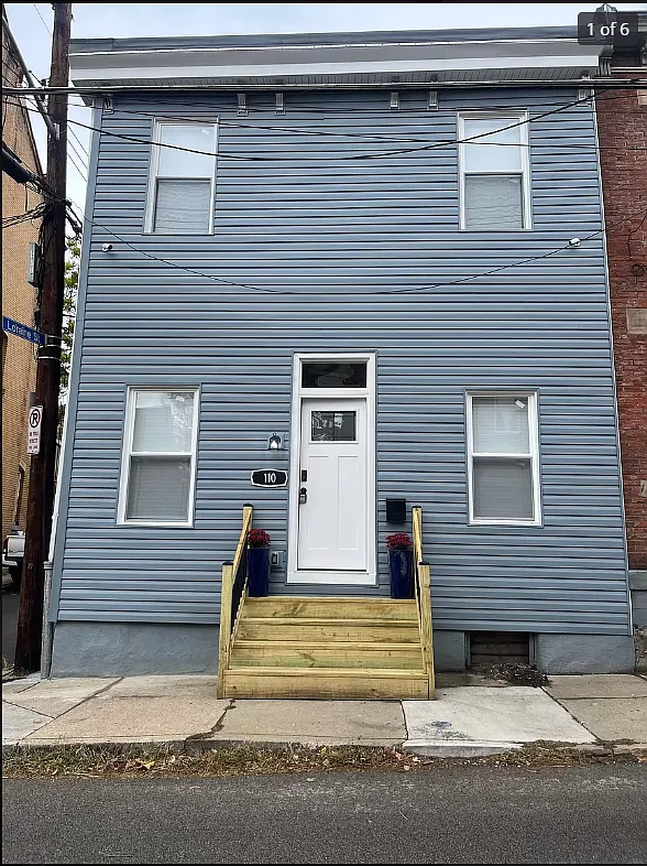 110 Hemlock St photo 1
