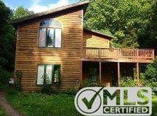 140 Carver Hollow Ln, Pleasant Shade, TN 37145