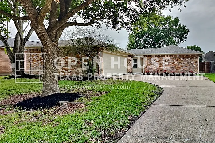 7403 Misty Morning Dr — Photo 1