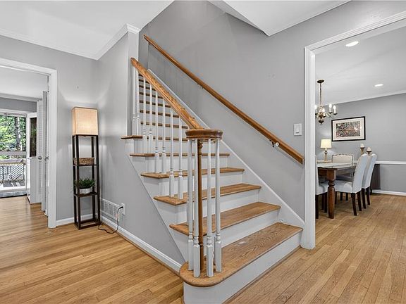 3rd image of 4513 Orleans Dr