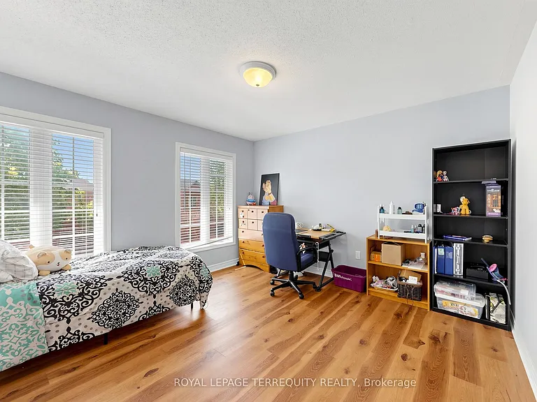 12 Ballantyne Dr — Photo 33