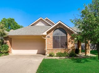 9400 Los Alamos Trl, Irving, TX 75063