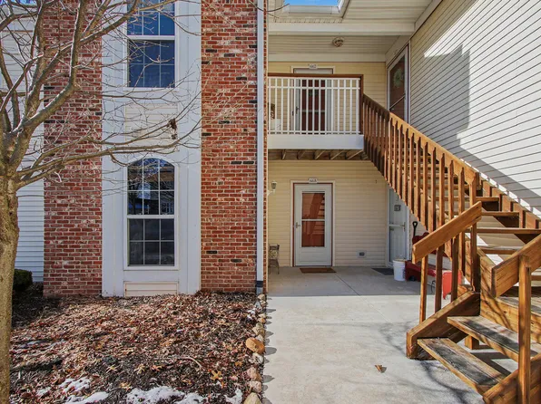 665 Forest Glen Dr, Valparaiso, IN 46385