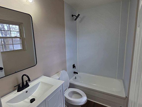 2nd image of 1708 W 24th St