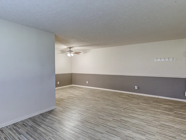 Glenview Apartments — Photo 88