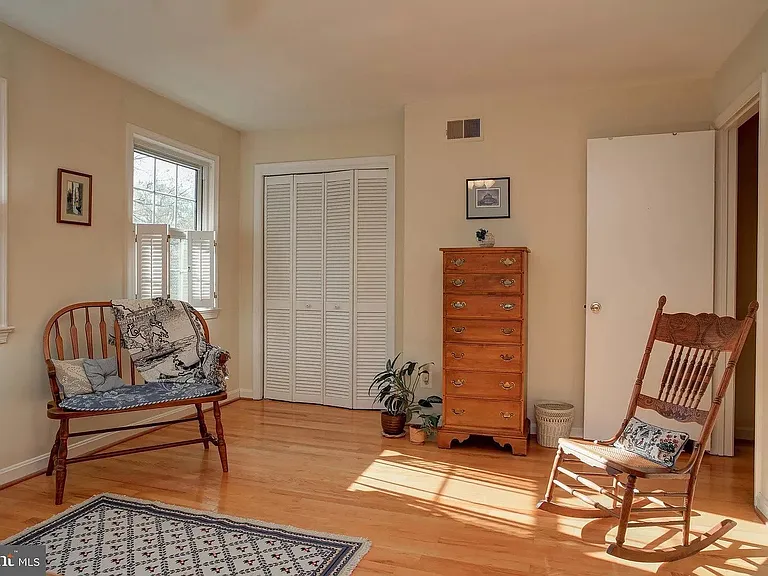 3124 Barnard Ct — Photo 13
