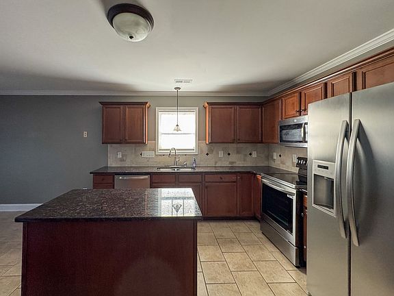3rd image of 1656 Rock Creek Ln
