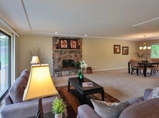 19425 66th Pl NE, Kenmore, WA 98028