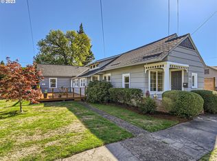 1134 NE Hembree St, McMinnville, OR