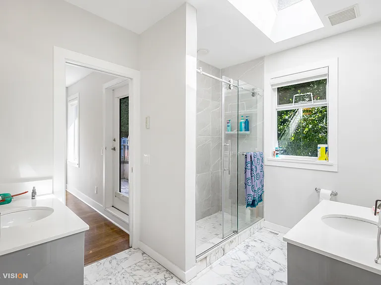 3151 Westmount Pl — Photo 2