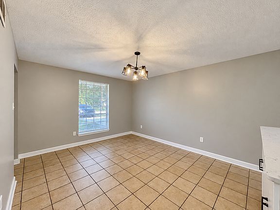 4th image of 13403 Rockingham Rd