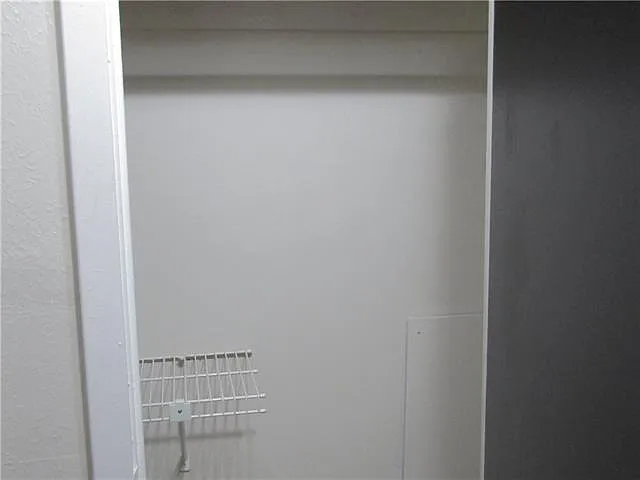 129 Fountain Dr — Photo 14