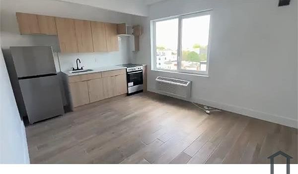 1st image of 360 E 194th St #5D