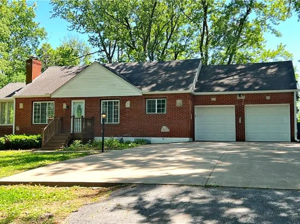 8715 State Ave, Kansas City, KS 66112