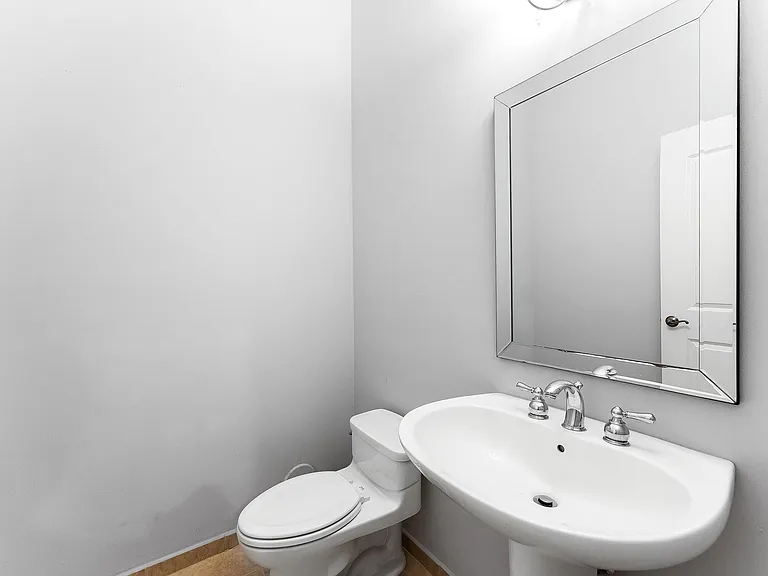 16102 Emerald Estates Dr #101 — Photo 25