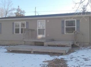 230 4th St NE, Milaca, MN 56353