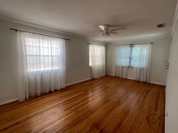 2nd image of 3011 6th Ave N