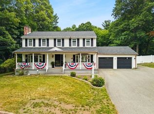 758 King St, Raynham, MA 02767