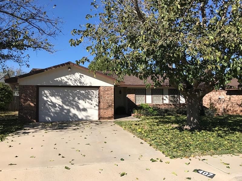 1st image of 407 Douglas Dr
