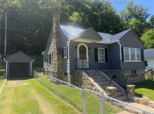 3239 Old Logan Rd, Logan, WV 25601