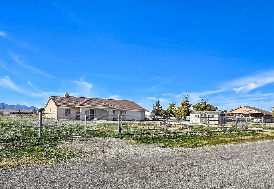1st image of 3720 S Mariposa Ave