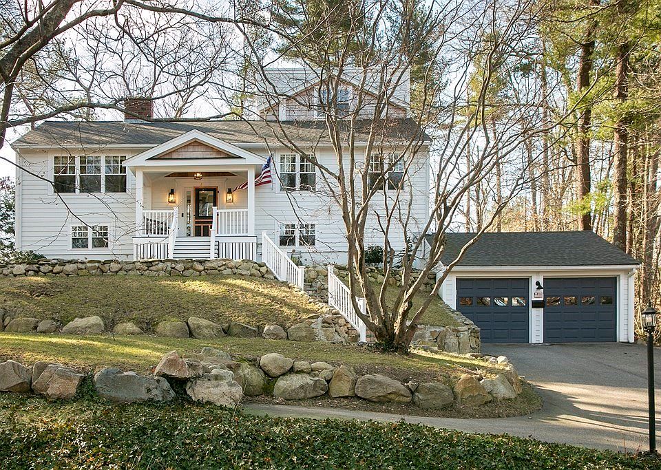 4 Volunteer Rd, Hingham, MA 02043 Zillow