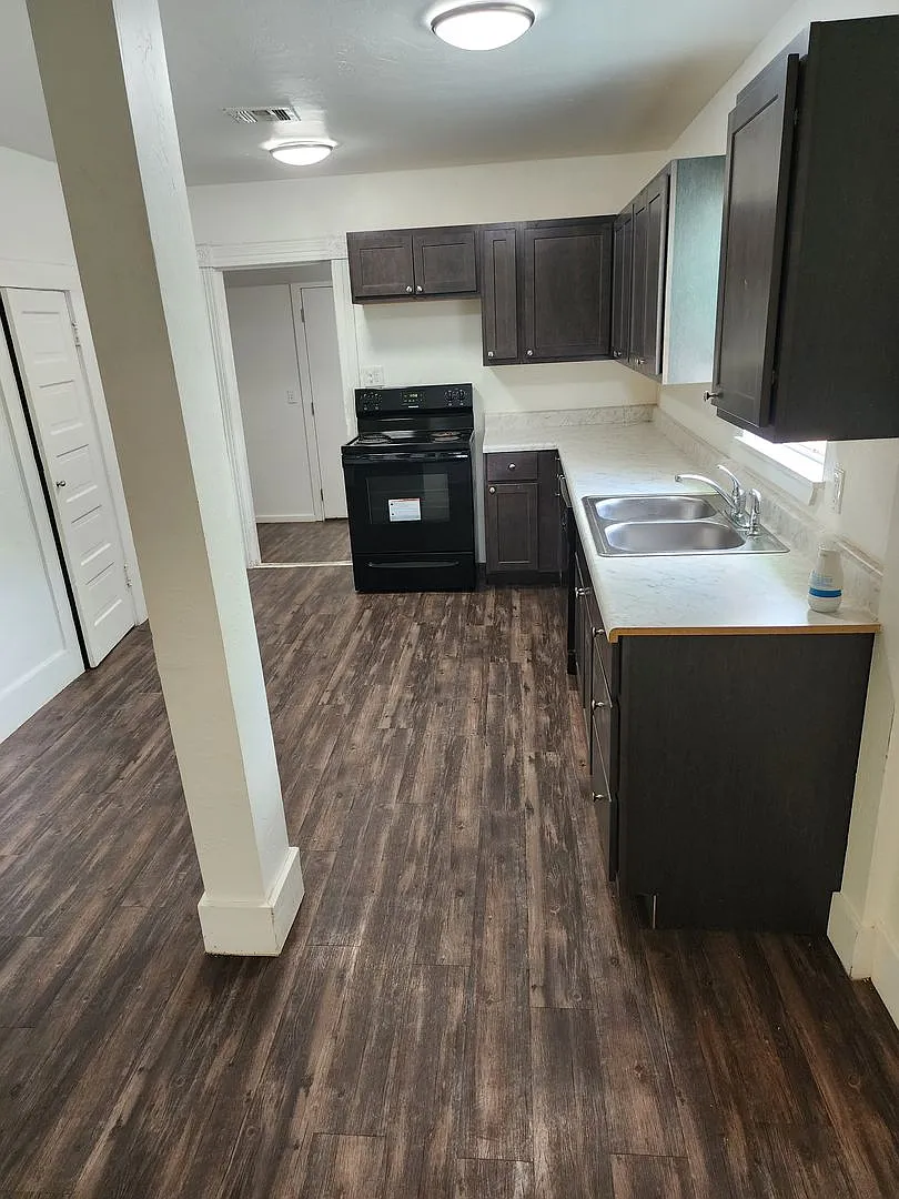 Manufactured Home — Photo 1