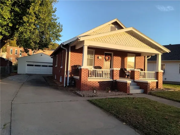 5309 Pryor Ave, Saint Joseph, MO 64504