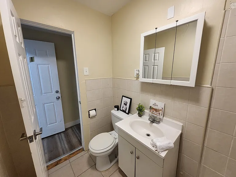 16 Hamilton Ave #1 — Photo 16