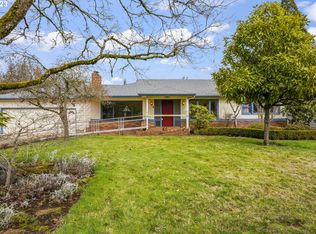 379 Hawthorne Ave, Eugene, OR 97404