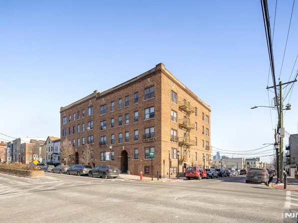 1200 Central Ave Unit 9, Union City, NJ 07087