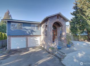 13902 Beverly Park Rd, Lynnwood, WA